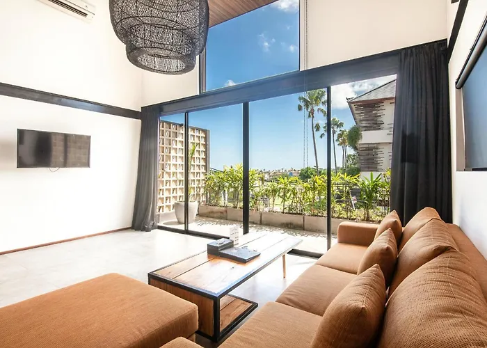 Huge Loft 200M From The Beach Canggu Hotel *