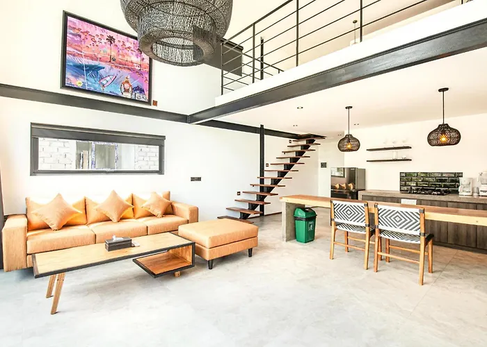Huge Loft 200M From The Beach Canggu Canggu